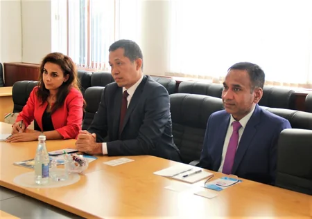 Səfir: “Hindistanlı sahibkarlar Azərbaycandakı investisiya imkanlarını araşdırır”