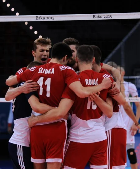 Kişilər arasında voleybol yarışlarının finalçıları məlum olub