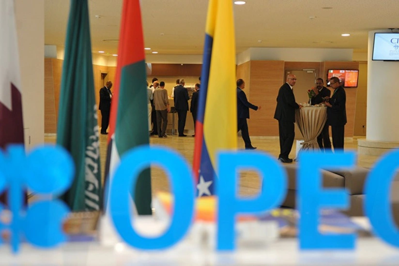 Russian expert: OPEC and OPEC+ will discuss cutting output