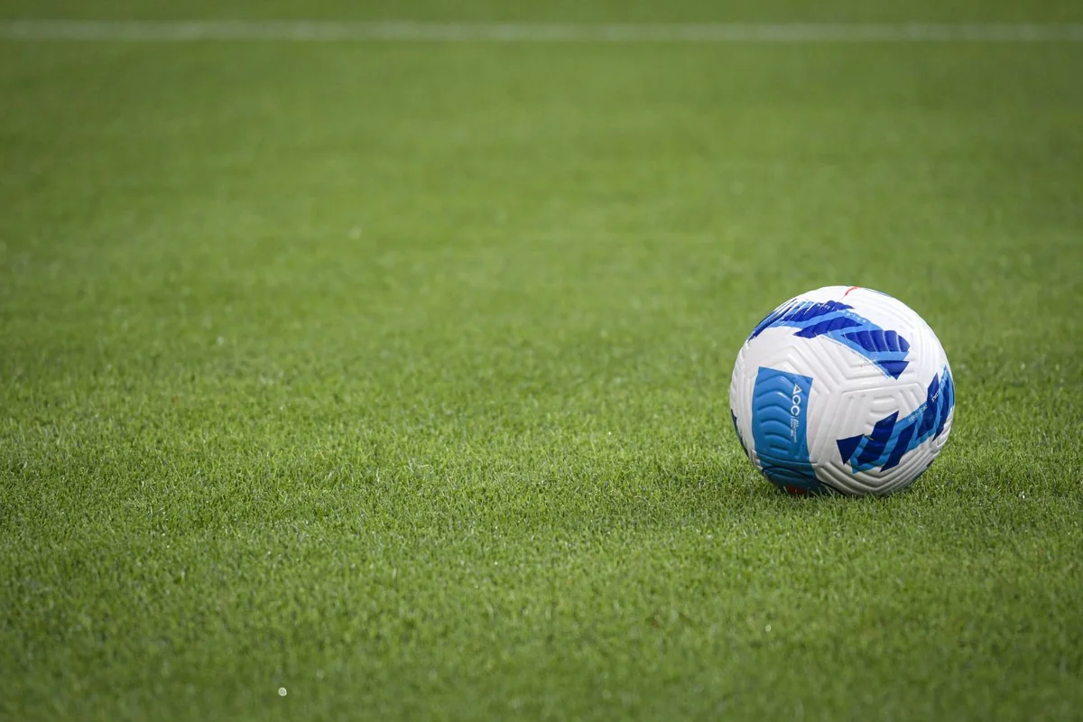 Fransada futbol oyunu iğtişaşlara görə dayandırılıb