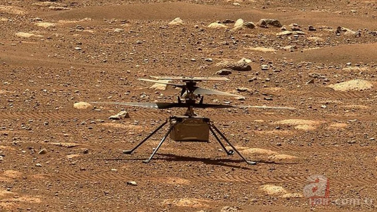 NASA Marsdan yeni fotolar yaydı