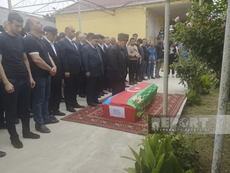 Sabirabadda Birinci Qarabağ müharibəsinin şəhidi Zülfüqar Abbasov dəfn edilib - YENİLƏNİB