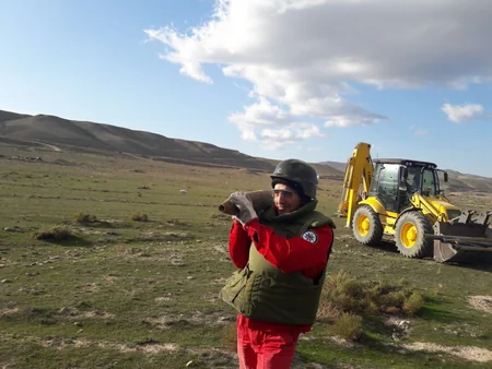 Xızıda 224 ədəd partlamamış hərbi sursat aşkar edilib - FOTO