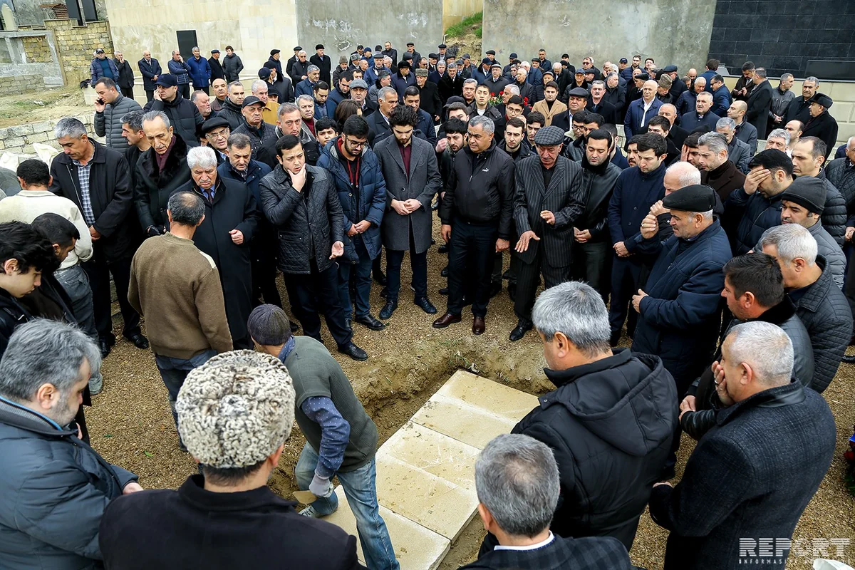 Aydın Bəşirov dəfn edilib - YENİLƏNİB