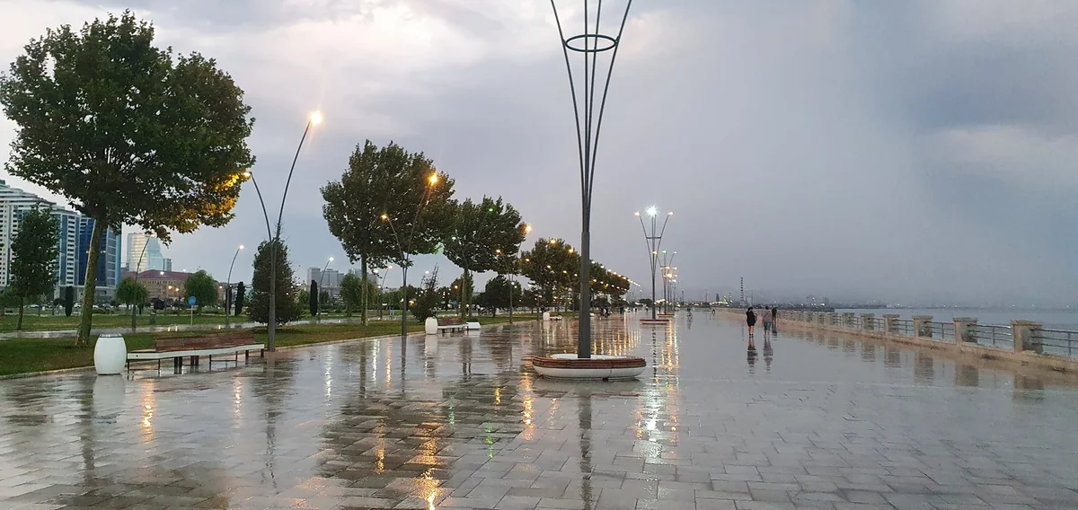 Bakıda aylıq normadan çox yağıntı düşüb