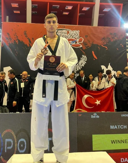 Avropa çempionatı: Azərbaycan taekvondoçusu qızıl medal qazanıb
