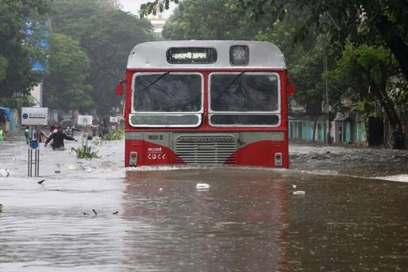 Heavy rains claim five lives in Mumbai