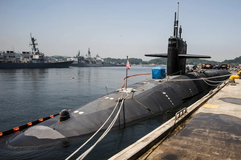 Атомная подлодка ВМС США впервые за шесть лет прибыла в Южную Корею