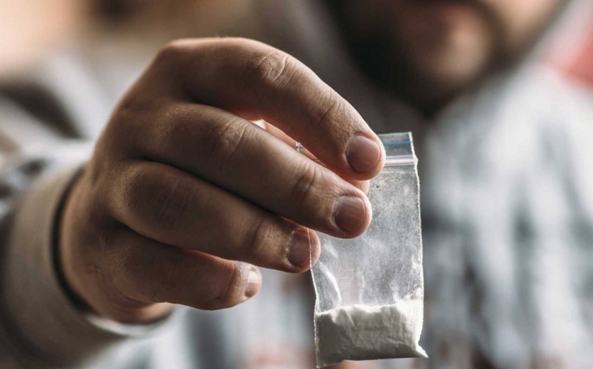 Bakıda quyudan 1 kiloqram heroin tapıldı