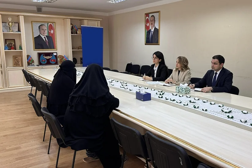 Ombudsmanın Milli Preventiv Qrupu Suriyadan gətirilən azərbaycanlılarla görüşüb