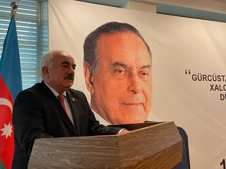 Gürcüstanda “Heydər Əliyev və müasir Gürcüstan” mövzusunda konfrans və fotosərgi təşkil olunub