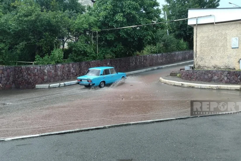 Daşkəsəndə leysan yağışlar təsərrüfata ziyan vurub