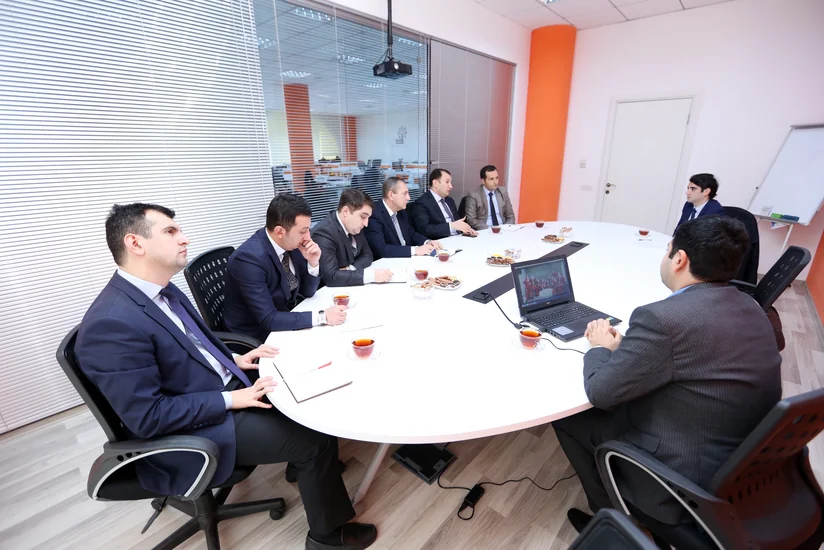 İqtisadiyyat nazirinin müavini BBF-in fəaliyyəti ilə tanış olub