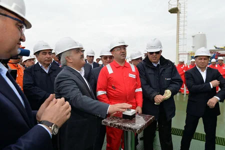 'Bulla-Deniz' field launches new offshore stationary platform