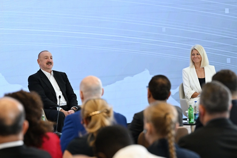 Prezident: Azərbaycan sabitdir, özünü təmin edir və gələcəyə dair aydın baxışı var