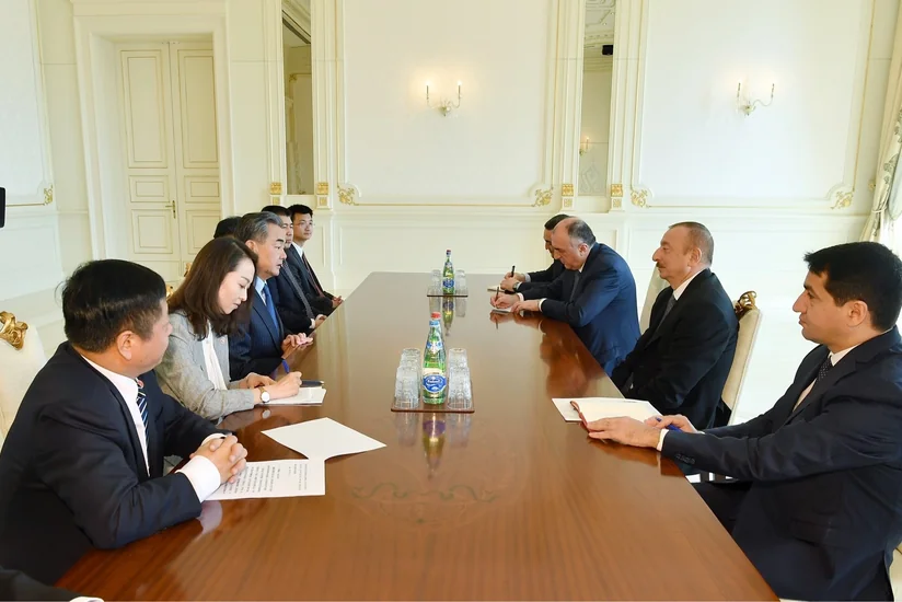 Prezident İlham Əliyev Çinin Xarici İşlər nazirini qəbul edib - YENİLƏNİB