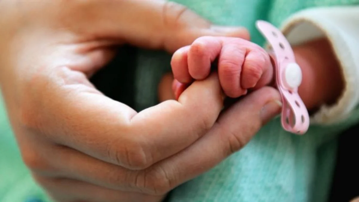 Masallıda 17 yaşlı ananın körpəsi ölü doğulub, prokurorluq araşdırma aparır - YENİLƏNİB
