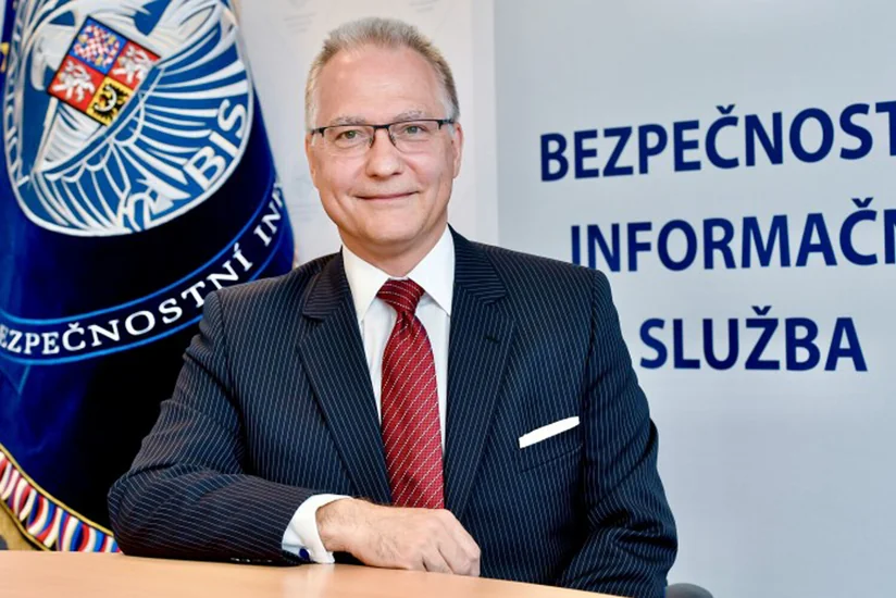 Çexiya əks-kəşfiyyatının rəhbəri: Dünya qlobal müharibənin astanasındadır