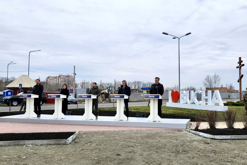 President of Moldova, Prime Ministers of Slovakia, Slovenia, Croatia visit Bucha
