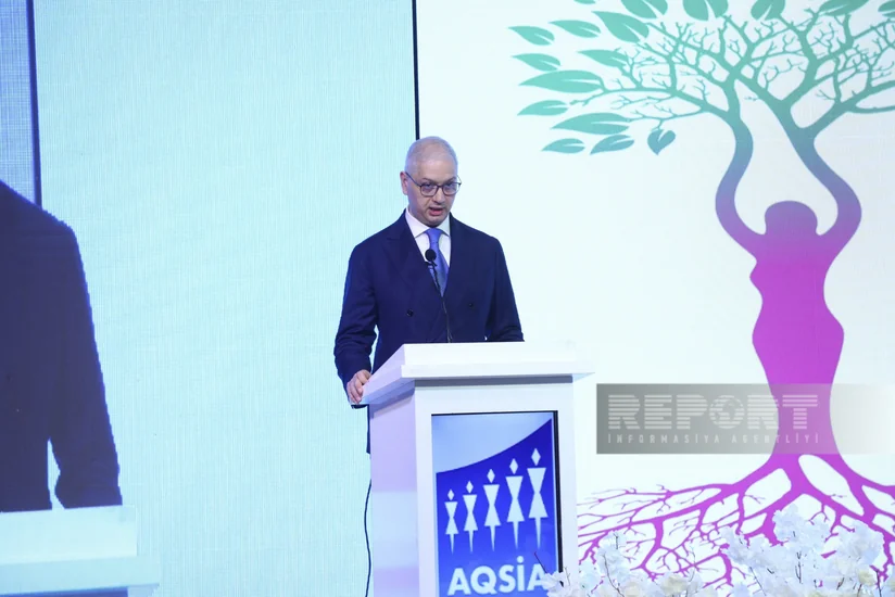 Hidayət Abdullayev: Aktiv məşğulluq proqramlarında qadınların iştirakına önəm verilir