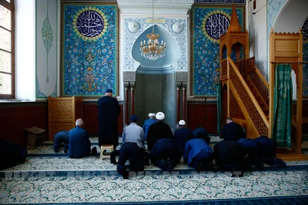 Allahşükür Paşazadə Tbilisidə camaat namazında iştirak edib