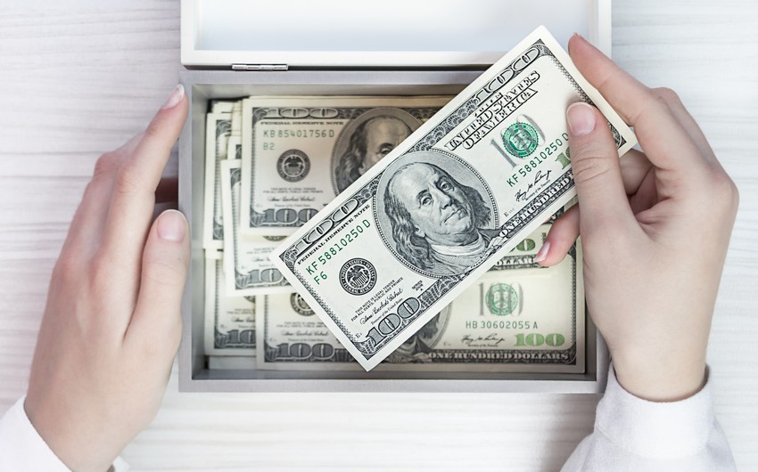 Azərbaycan bankları ötən il 5,2 milyard dollarlıq nağd xarici valyuta alıb-satıb