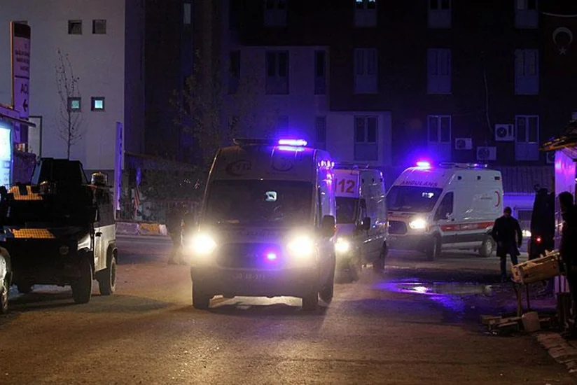 В Турции при взрыве на складе боеприпасов погибли семь человек - ОБНОВЛЕНО - 2