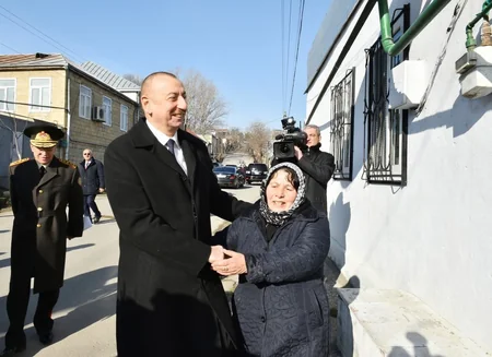 Prezident İlham Əliyev zəlzələ bölgəsinə gedib - FOTOLAR - YENİLƏNİB