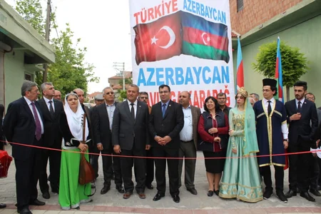 ​Əskişəhərdə iki prospektə Qarabağ və Gəncə adları verilib