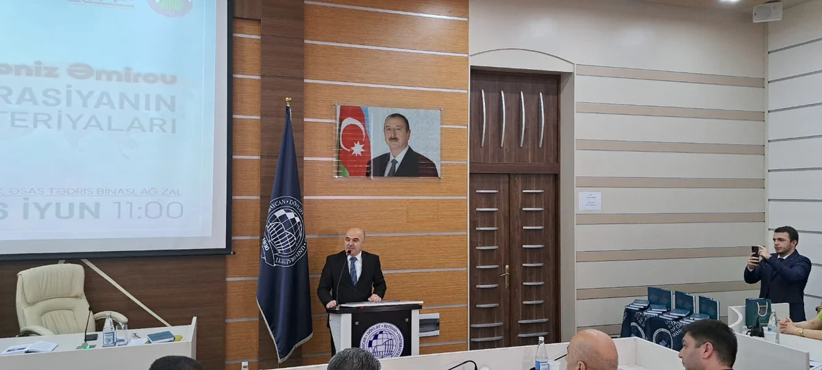Azərbaycanda nəqliyyat-kommunikasiya və enerji dəhlizləri haqqında kitab təqdim edilib