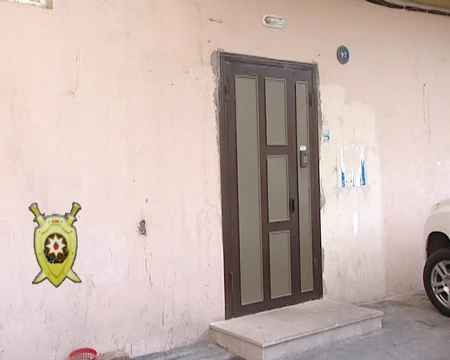 DİN: Nazpəri Dostaliyevanın evindən içində qızıl-ziynət əşyaları və pul olan seyfi oğurlayan şəxslər saxlanılıb