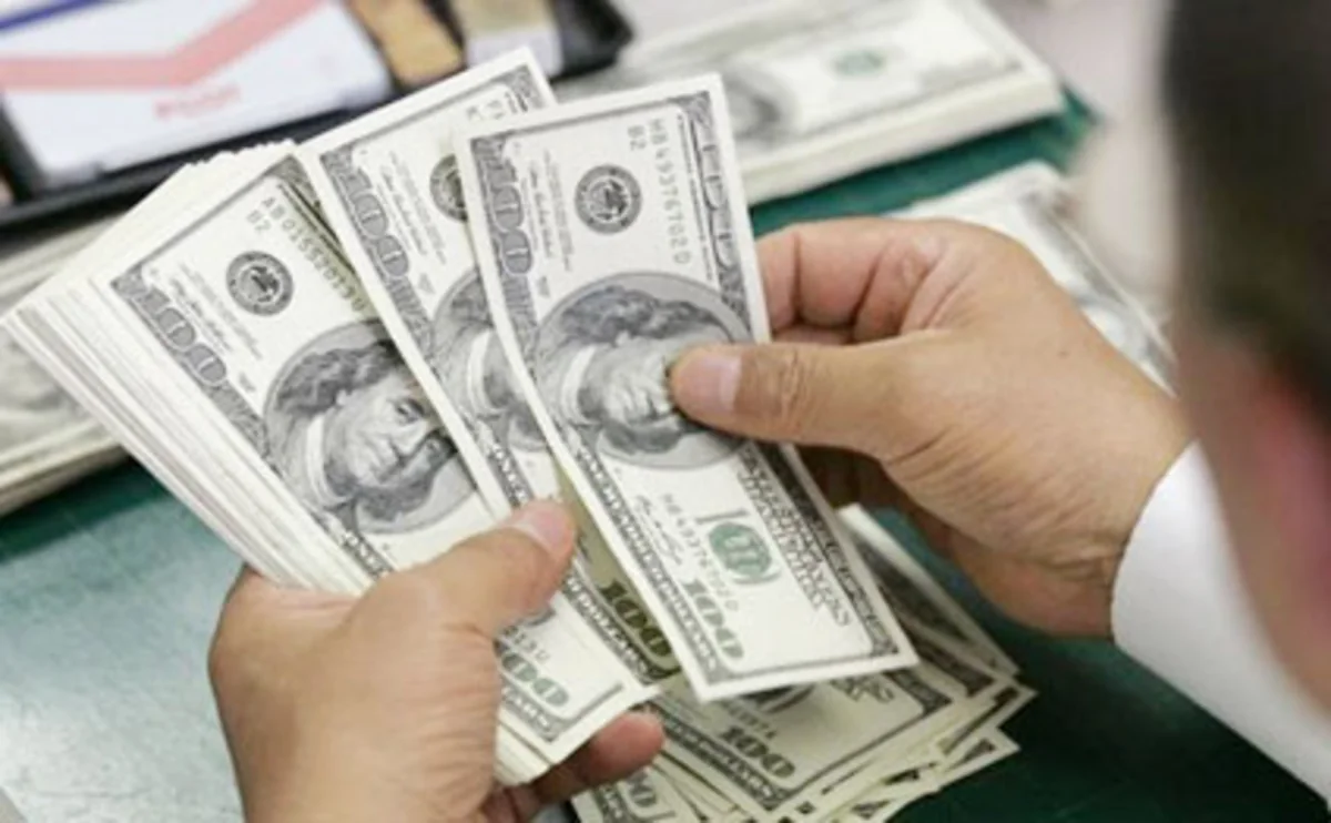 ​İsveçrə Mərkəzi Bankı 23 mlrd. dollar zərər edib