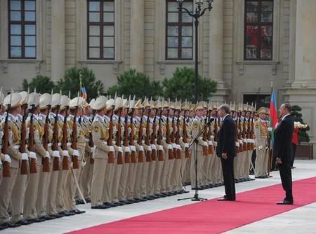 Official welcome ceremony held for Turkish President in Azerbaijan