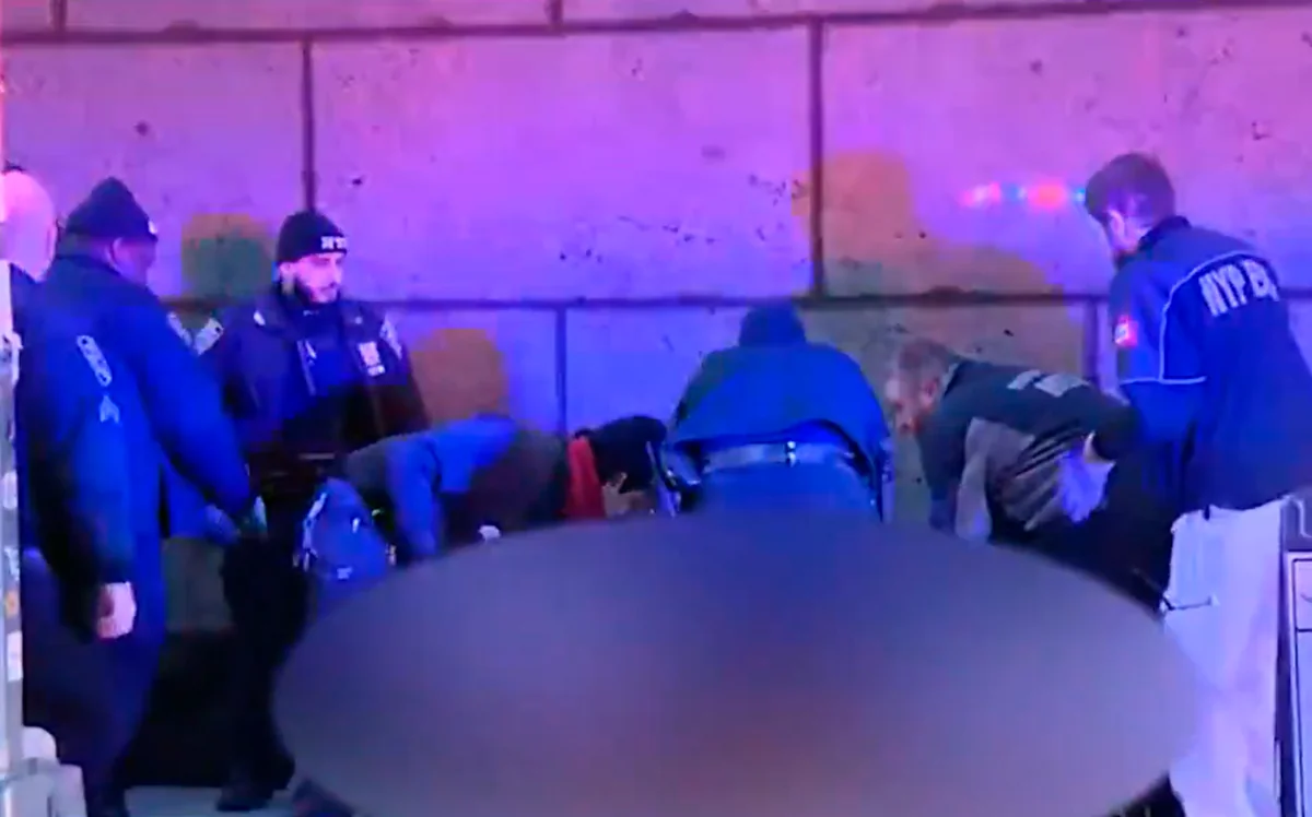 Nyu Yorkda naməlum şəxs sığorta şirkətinin rəhbərini güllələyib