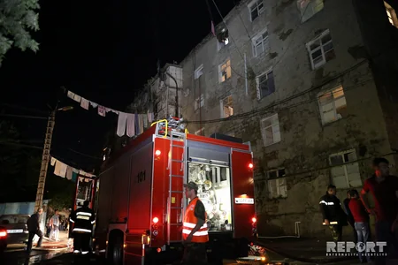 Bakıda yataqxanada baş vermiş yanğın zamanı 5 nəfər xəsarət alıb - VİDEO - FOTO - YENİLƏNİB