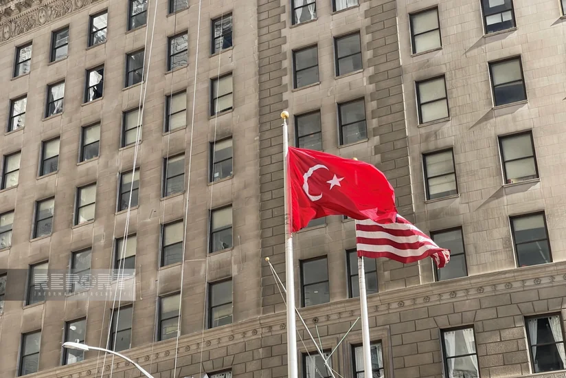 Nyu-Yorkda Türkiyə bayrağı ucaldılıb