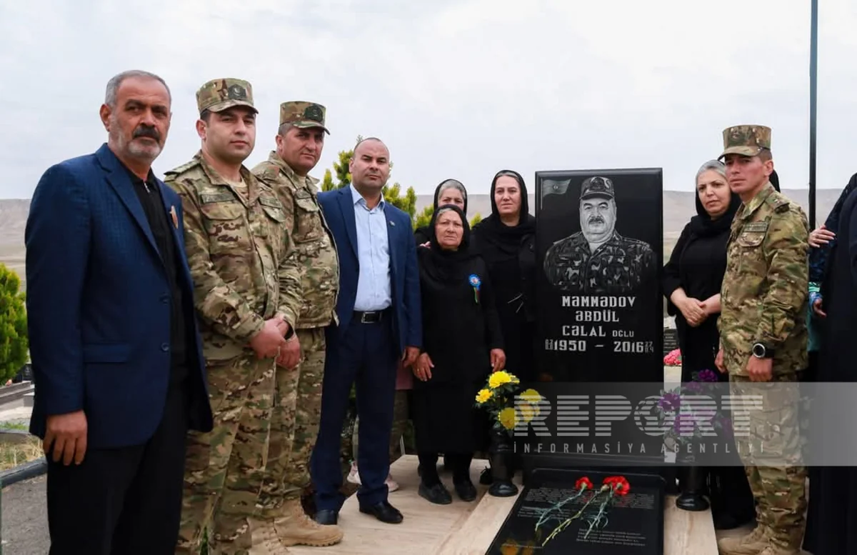 В Бабеке почтили память шехида апрельских боев