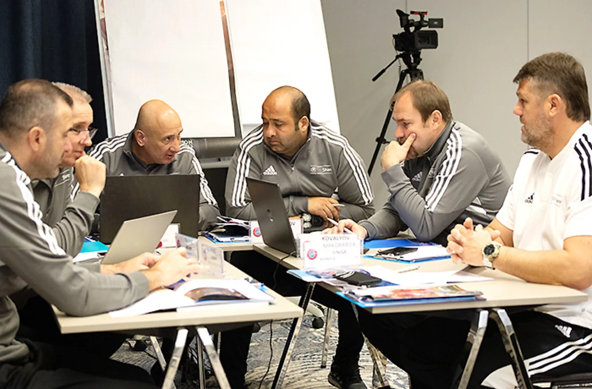 AFFA-nın təlimatçıları Polşada məşqçilərin seminarına qatılıblar