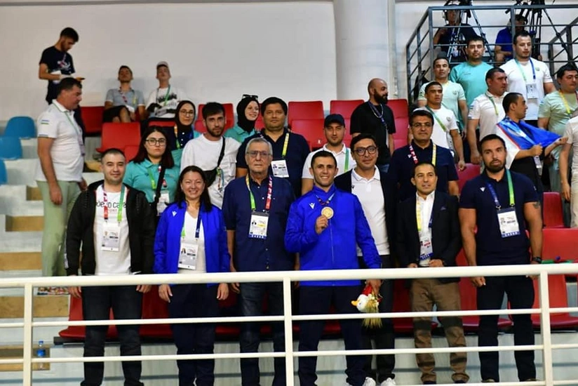 Fərid Qayıbov İslamiadadakı idmançılarla görüşüb