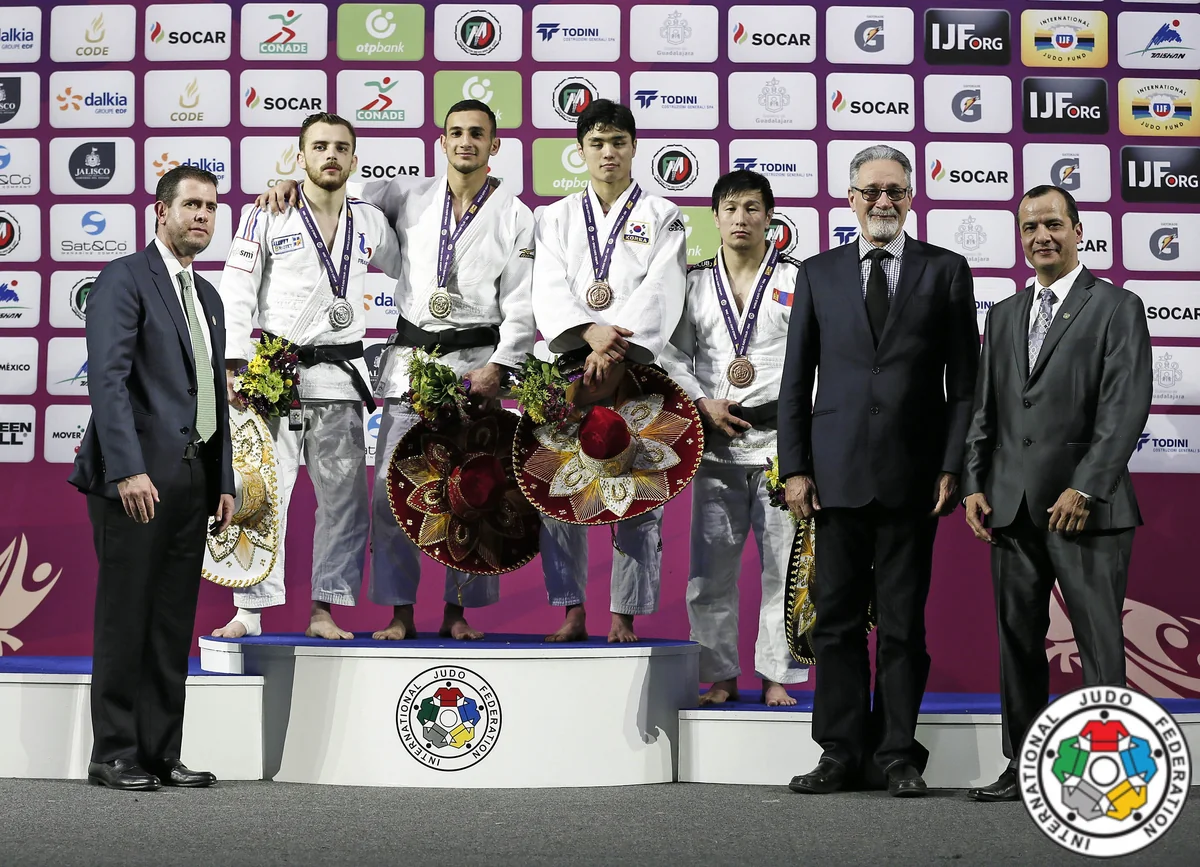 ​Азербайджанский дзюдоист завоевал золотую медаль на турнире World Masters