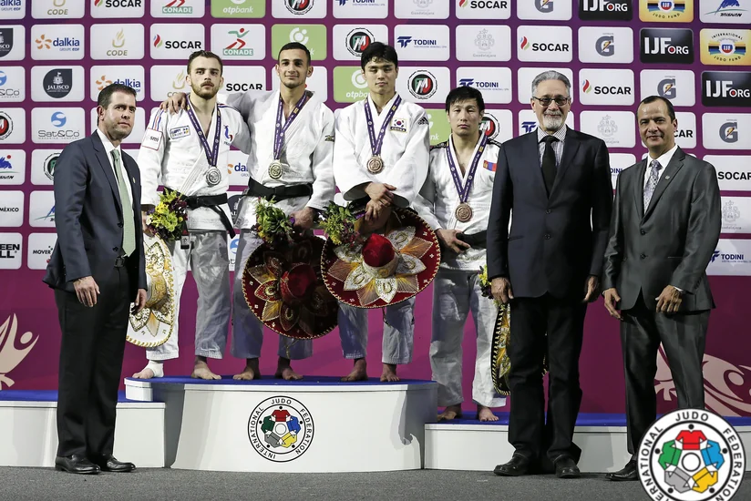​Азербайджанский дзюдоист завоевал золотую медаль на турнире World Masters