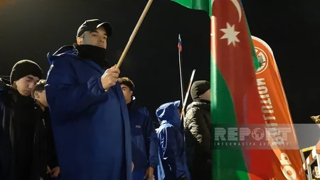 Акция протеста на дороге Ханкенди-Лачын продолжается и в вечерние часы