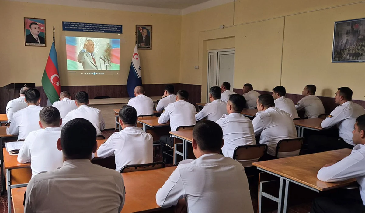 Müstəqilliyin Bərpası Günü münasibətilə Azərbaycan Ordusunda silsilə tədbirlər keçirilib