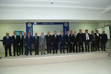 AMEA Mərkəzi Kitabxanasında “Qızılbaş ensiklopediyası”nın təqdimatı keçirilib