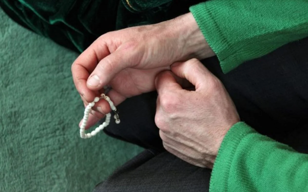 İbadət yerləri işçilərinin birdəfəlik maskalardan təkrar istifadəsi qadağan edilib