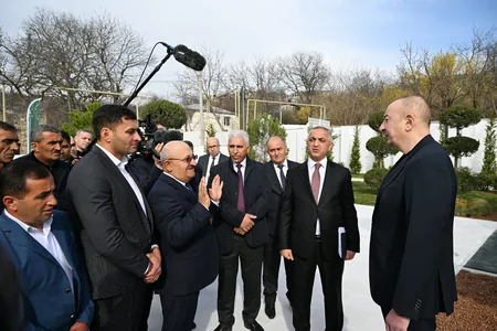 Prezident və birinci xanım Ağdərənin Həsənriz kəndində sakinlərlə birlikdə Novruz tonqalını alovlandırıblar - YENİLƏNİB