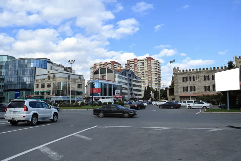 AAYDA: Bakının Əhməd Rəcəbli küçəsində nəqliyyatın hərəkəti məhdudlaşdırılacaq