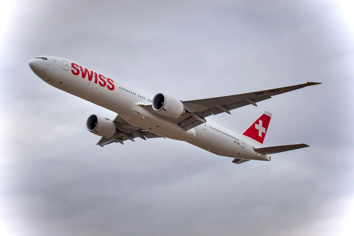 Swiss International Air Linesin təyyarəsi Bakıda təcili eniş edib