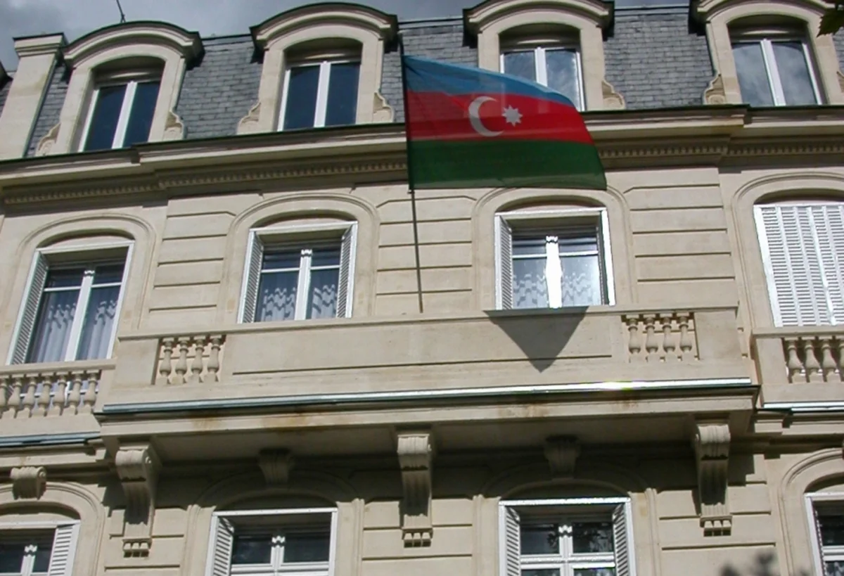 Azərbaycanın Fransadakı səfirliyi həmyerlilərimizə müraciət edib