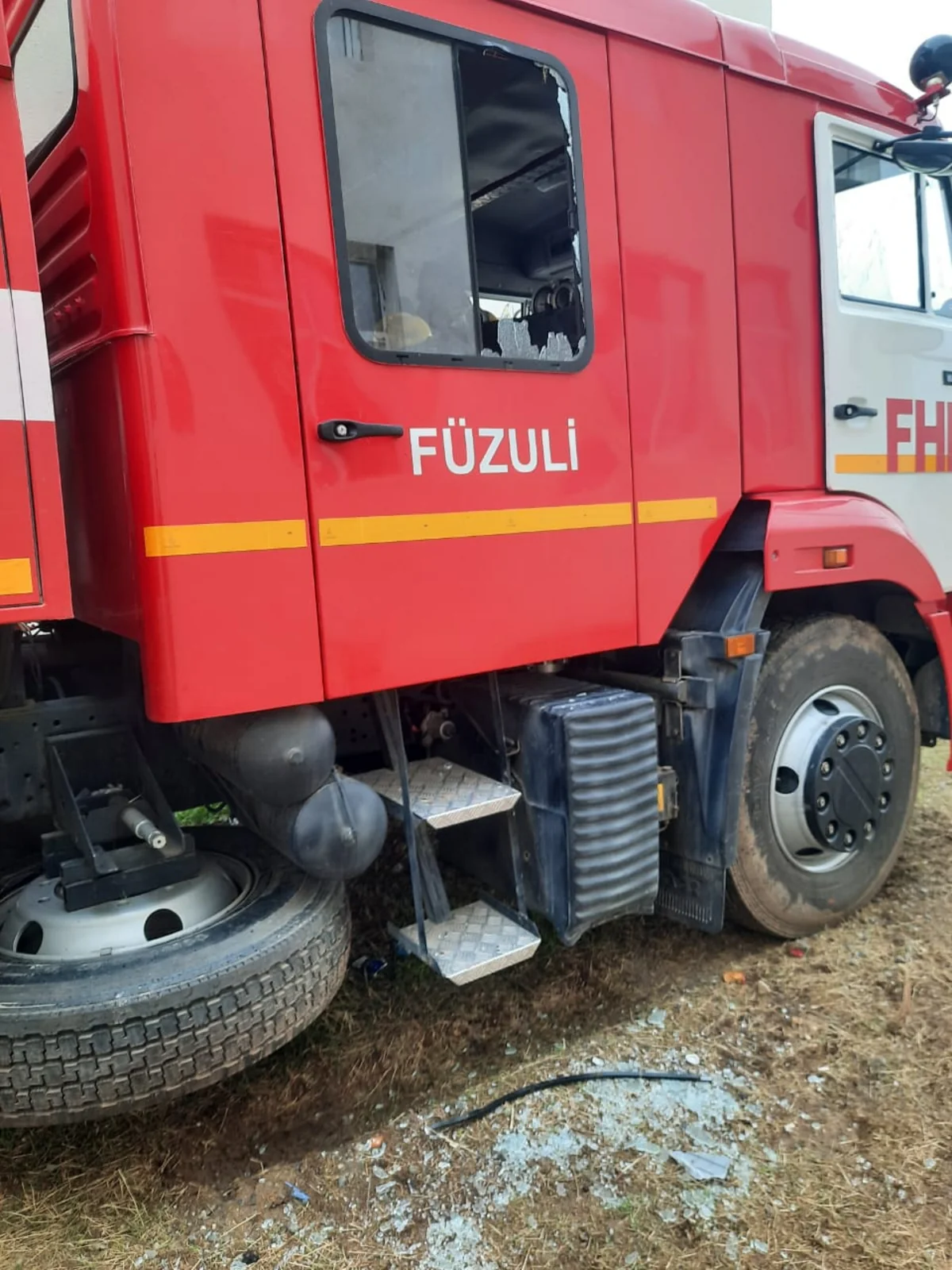 Ermənilərin Füzulini atəşə tutması yanğınsöndürən maşına ziyan vurub